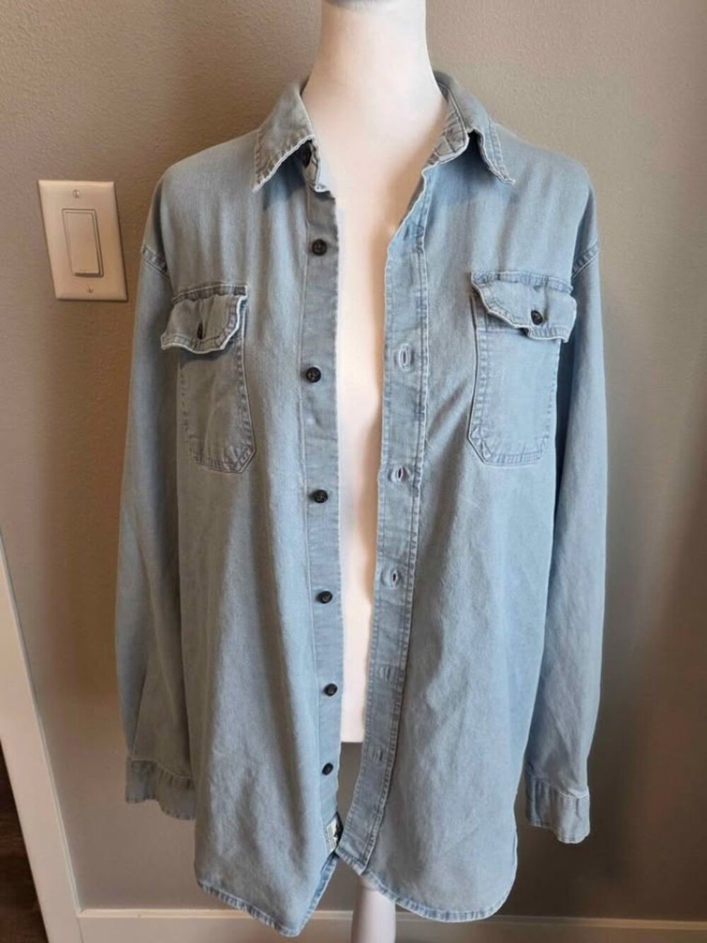 Wrangler mens light blue chambray denim button down L/XL